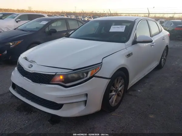 5XXGT4L31HG166377 2017 KIA OPTIMA - Image 2