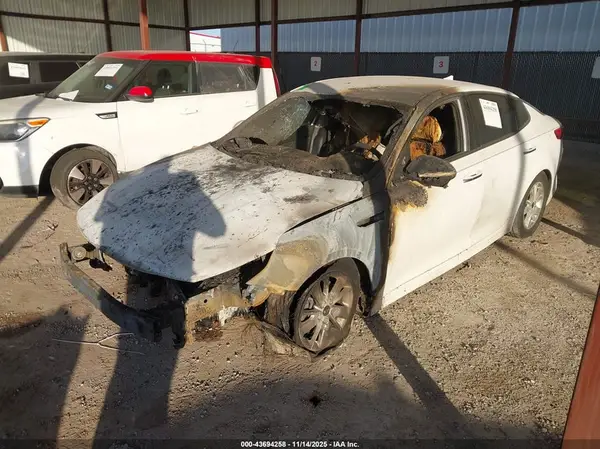 5XXGT4L31HG175936 2017 KIA OPTIMA - Image 2