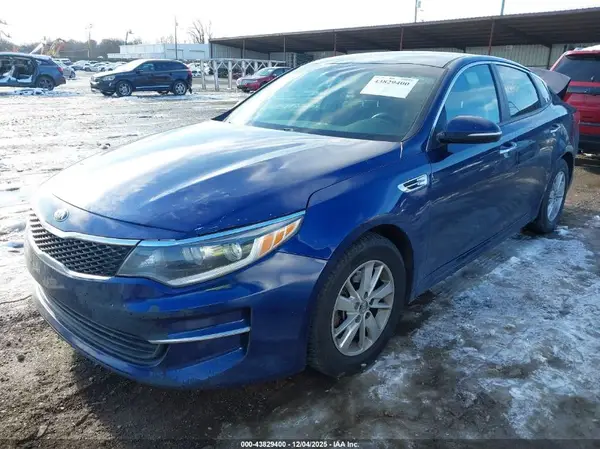 5XXGT4L31HG177833 2017 KIA OPTIMA - Image 2