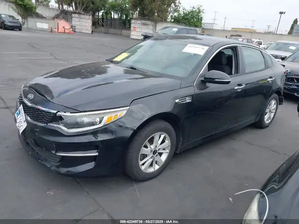 5XXGT4L31JG178681 2018 KIA OPTIMA - Image 2