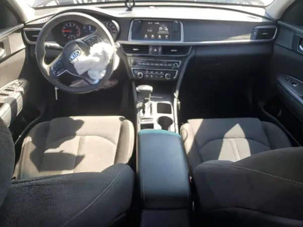 5XXGT4L31JG180771 2018 KIA OPTIMA - Image 8