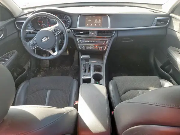 5XXGT4L31JG181922 2018 KIA OPTIMA - Image 8