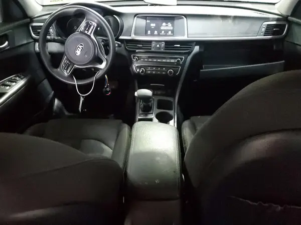 5XXGT4L31JG183167 2018 KIA OPTIMA - Image 8
