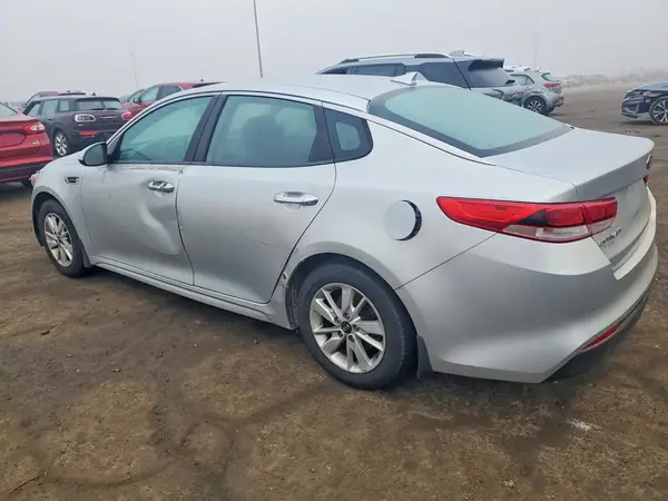 5XXGT4L31JG186439 2018 KIA OPTIMA - Image 2