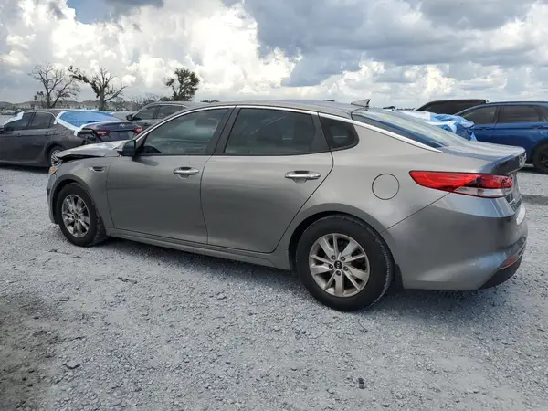 5XXGT4L31JG191060 2018 KIA OPTIMA - Image 2