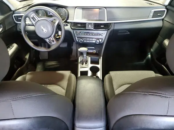 5XXGT4L31JG192242 2018 KIA OPTIMA - Image 8