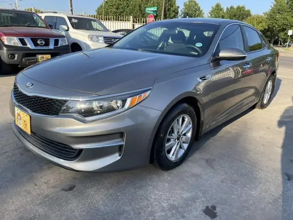 5XXGT4L31JG193309 2018 KIA OPTIMA - Image 2