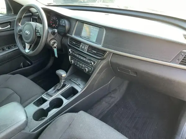 5XXGT4L31JG193309 2018 KIA OPTIMA - Image 8
