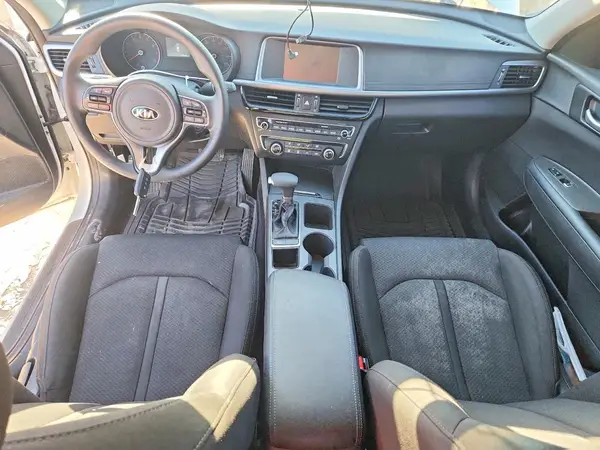 5XXGT4L31JG193472 2018 KIA OPTIMA - Image 8
