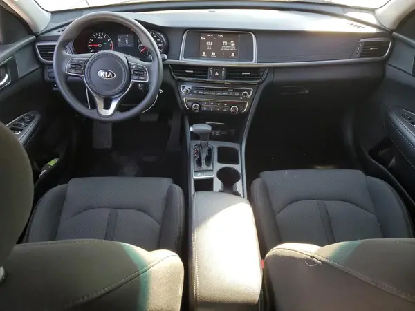 5XXGT4L31JG195366 2018 KIA OPTIMA - Image 8