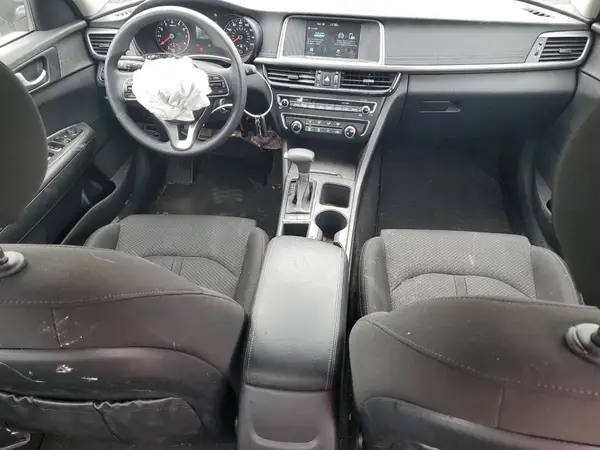 5XXGT4L31JG195853 2018 KIA OPTIMA - Image 8