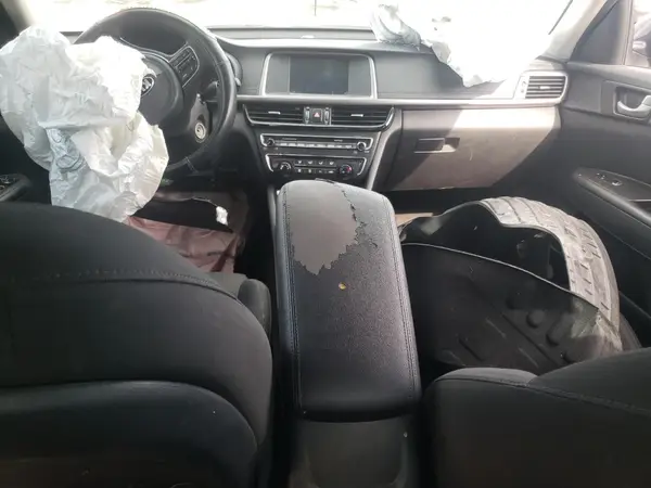 5XXGT4L31JG196128 2018 KIA OPTIMA - Image 8