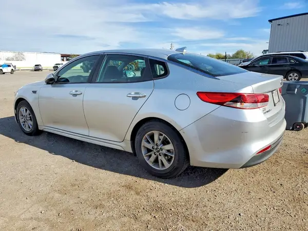 5XXGT4L31JG198378 2018 KIA OPTIMA - Image 2