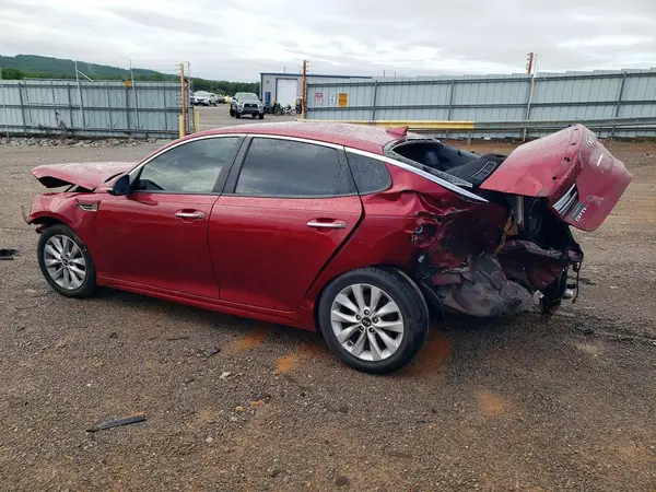 5XXGT4L31JG198817 2018 KIA OPTIMA - Image 2