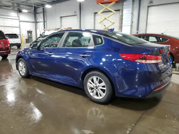 5XXGT4L31JG205555 2018 KIA OPTIMA - Image 2