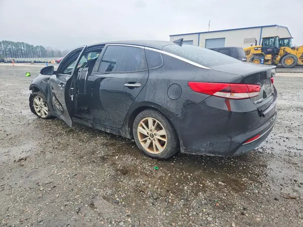 5XXGT4L31JG208620 2018 KIA OPTIMA - Image 2