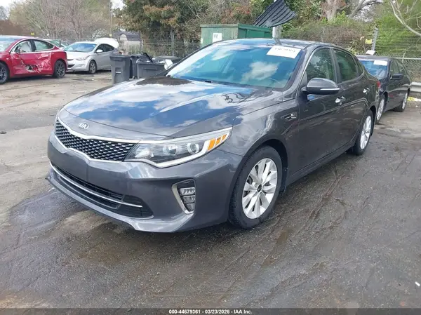 5XXGT4L31JG209539 2018 KIA OPTIMA - Image 2