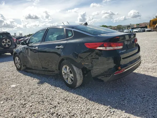 5XXGT4L31JG210383 2018 KIA OPTIMA - Image 2