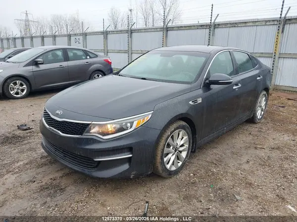 5XXGT4L31JG211064 2018 KIA OPTIMA - Image 2