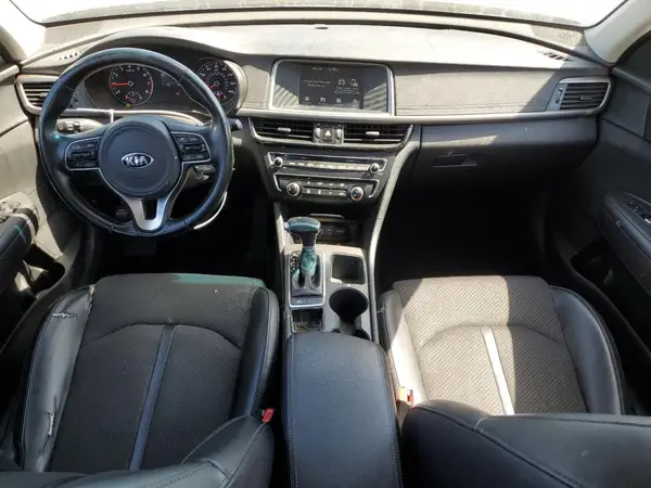 5XXGT4L31JG212098 2018 KIA OPTIMA - Image 8