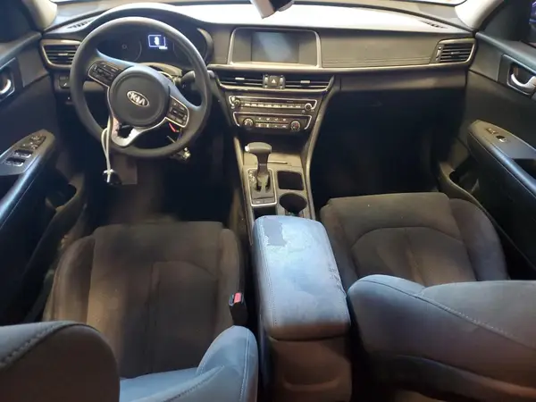 5XXGT4L31JG215437 2018 KIA OPTIMA - Image 8