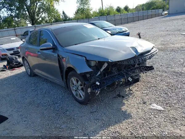 5XXGT4L31JG216426 2018 KIA OPTIMA - Image 1