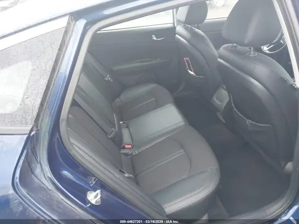 5XXGT4L31JG217141 2018 KIA OPTIMA - Image 8