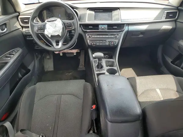 5XXGT4L31JG217575 2018 KIA OPTIMA - Image 8