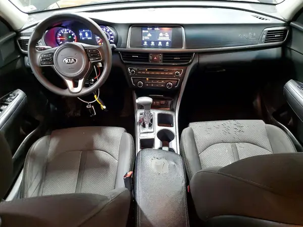 5XXGT4L31JG221660 2018 KIA OPTIMA - Image 8