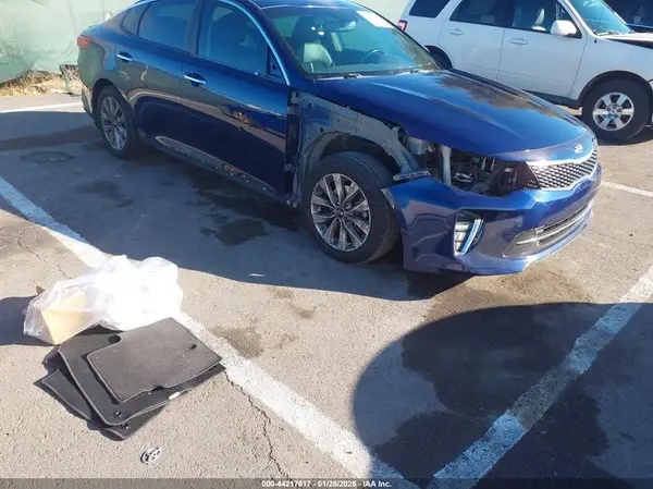 5XXGT4L31JG224719 2018 KIA OPTIMA - Image 2