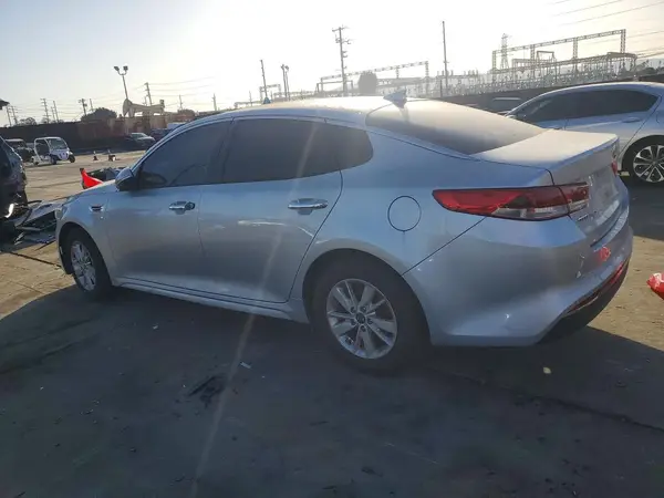 5XXGT4L31JG224980 2018 KIA OPTIMA - Image 2