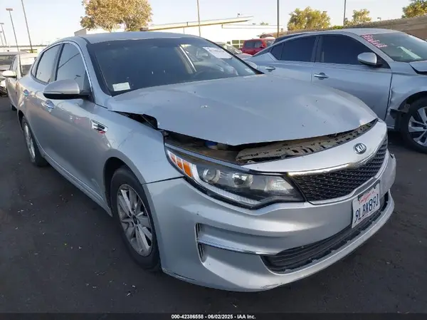 5XXGT4L31JG227748 2018 KIA OPTIMA - Image 1