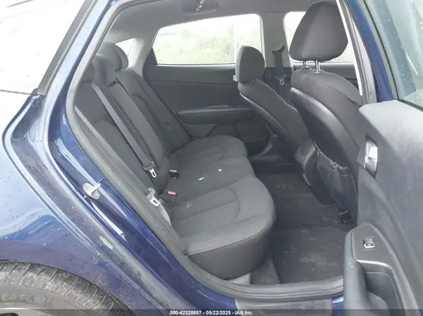 5XXGT4L31JG229418 2018 KIA OPTIMA - Image 8