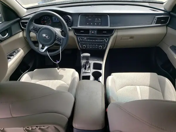 5XXGT4L31JG229497 2018 KIA OPTIMA - Image 8