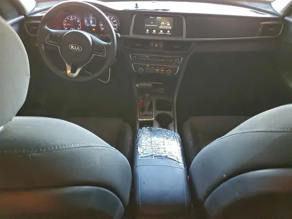 5XXGT4L31JG230925 2018 KIA OPTIMA - Image 8