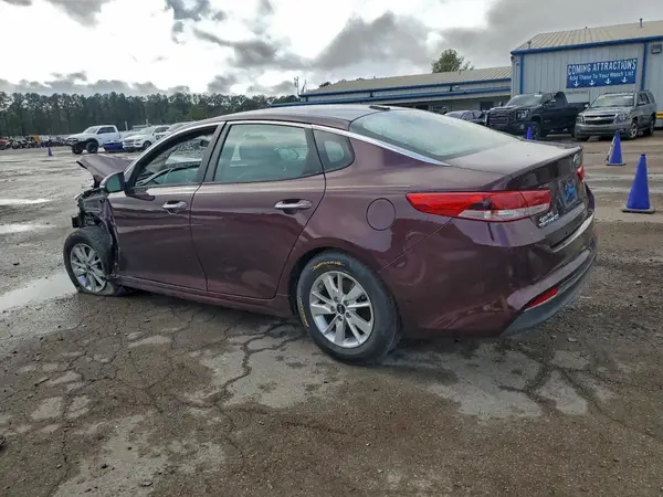 5XXGT4L31JG233310 2018 KIA OPTIMA - Image 2