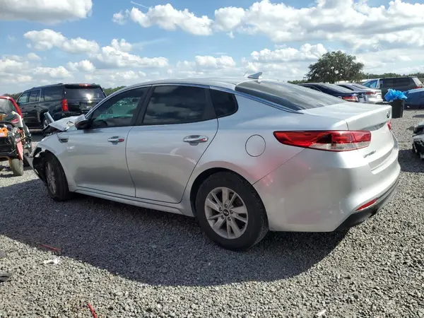 5XXGT4L31JG233663 2018 KIA OPTIMA - Image 2