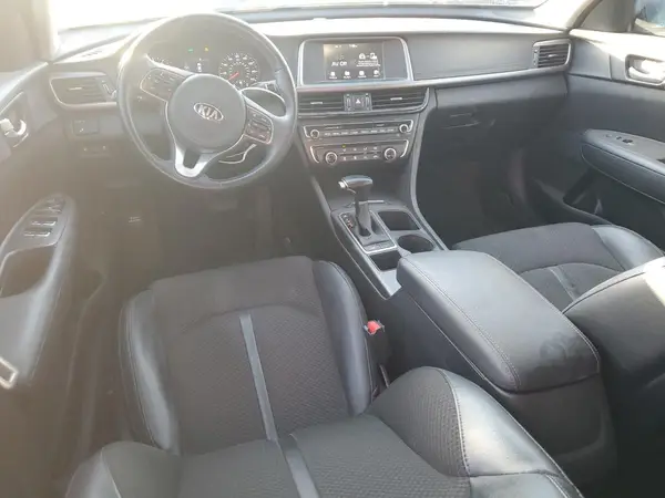 5XXGT4L31JG233971 2018 KIA OPTIMA - Image 8