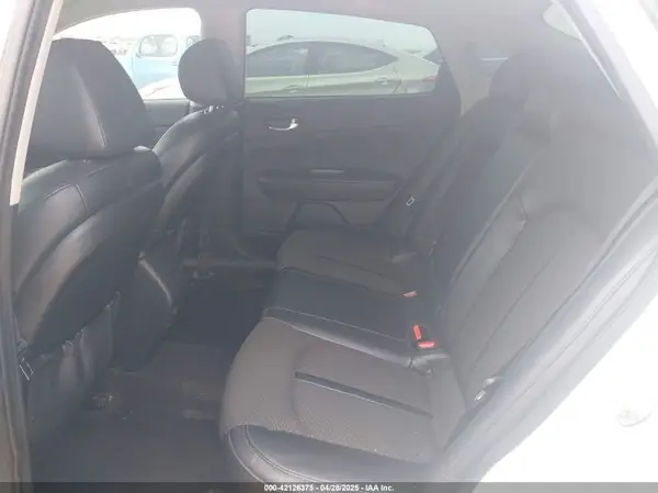 5XXGT4L31JG234618 2018 KIA OPTIMA - Image 8