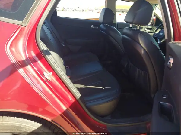 5XXGT4L31JG235929 2018 KIA OPTIMA - Image 8