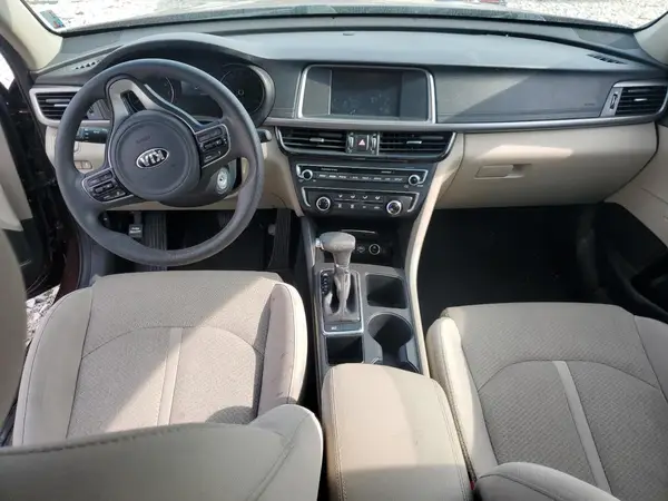 5XXGT4L31JG238748 2018 KIA OPTIMA - Image 8