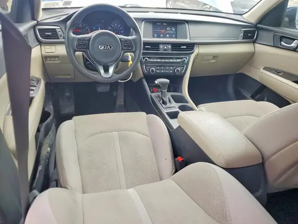5XXGT4L31JG247398 2018 KIA OPTIMA - Image 8