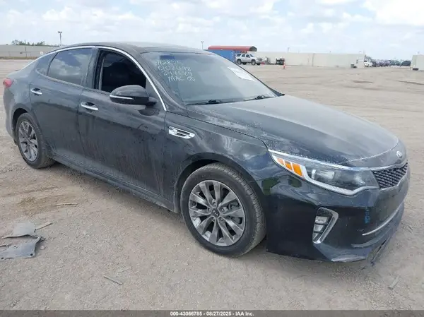 5XXGT4L31JG247689 2018 KIA OPTIMA - Image 1