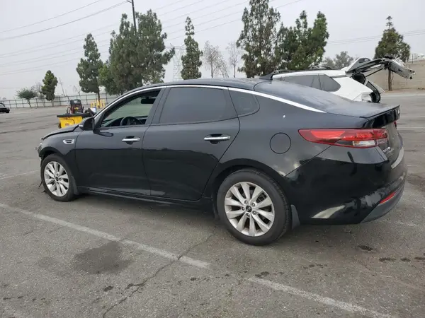 5XXGT4L31JG247711 2018 KIA OPTIMA - Image 2