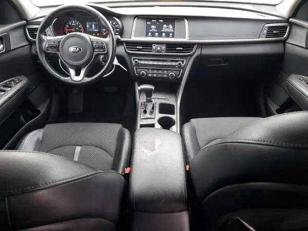 5XXGT4L31JG247711 2018 KIA OPTIMA - Image 8