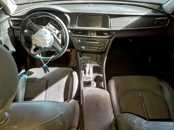 5XXGT4L31JG248762 2018 KIA OPTIMA - Image 8