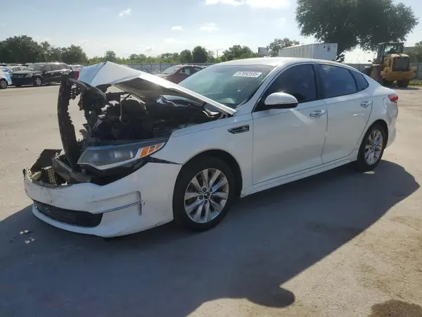 5XXGT4L31JG250933 2018 KIA OPTIMA - Image 1