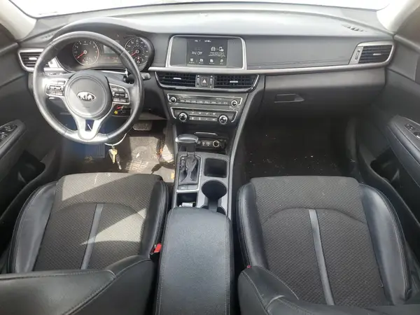 5XXGT4L31JG253136 2018 KIA OPTIMA - Image 8