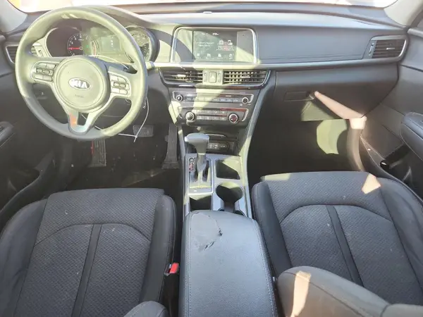 5XXGT4L31JG254870 2018 KIA OPTIMA - Image 8