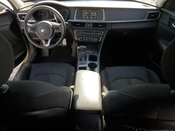 5XXGT4L31JG256344 2018 KIA OPTIMA - Image 8